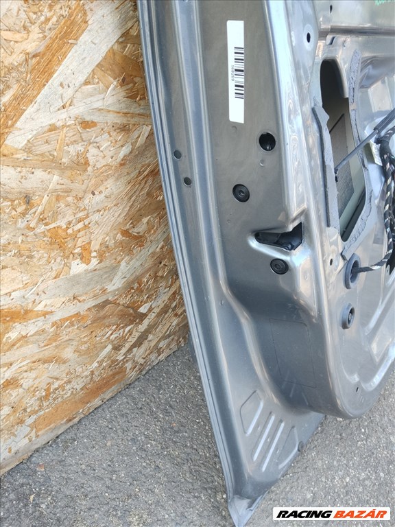 168269 Skoda Roomster 2006-2015 bal első szürke színű ajtó, a képen látható sérüléssel 6. kép