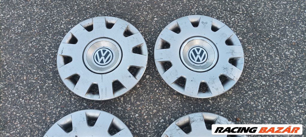 Volkswagen Passat, Golf, Touran stb gyári 15" dísztárcsa szett eladó! 3B0601147 2. kép