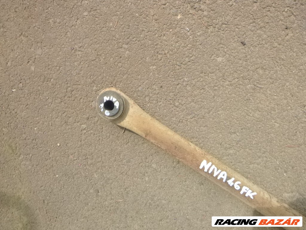 Lada Niva 1.6 hátsó stabilrud  4. kép