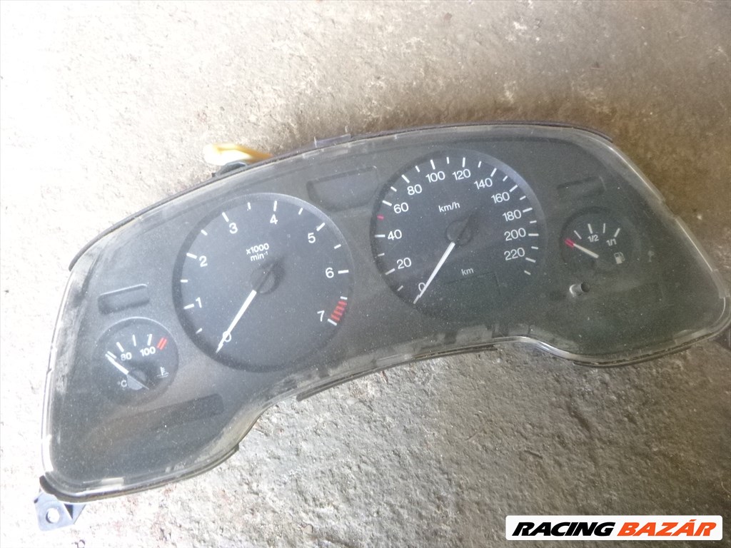 Opel Astra G 1,6, X16SZR , műszerfal óra DT 09 228 746 2. kép