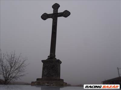 KORPUSZ-ANTIK KERESZT,AUSZTRIÁBÓL SZÁRMAZÓ,RESTAURÁLÁSRA SZORULÓ ÁLLAPOTBAN ELADÓ