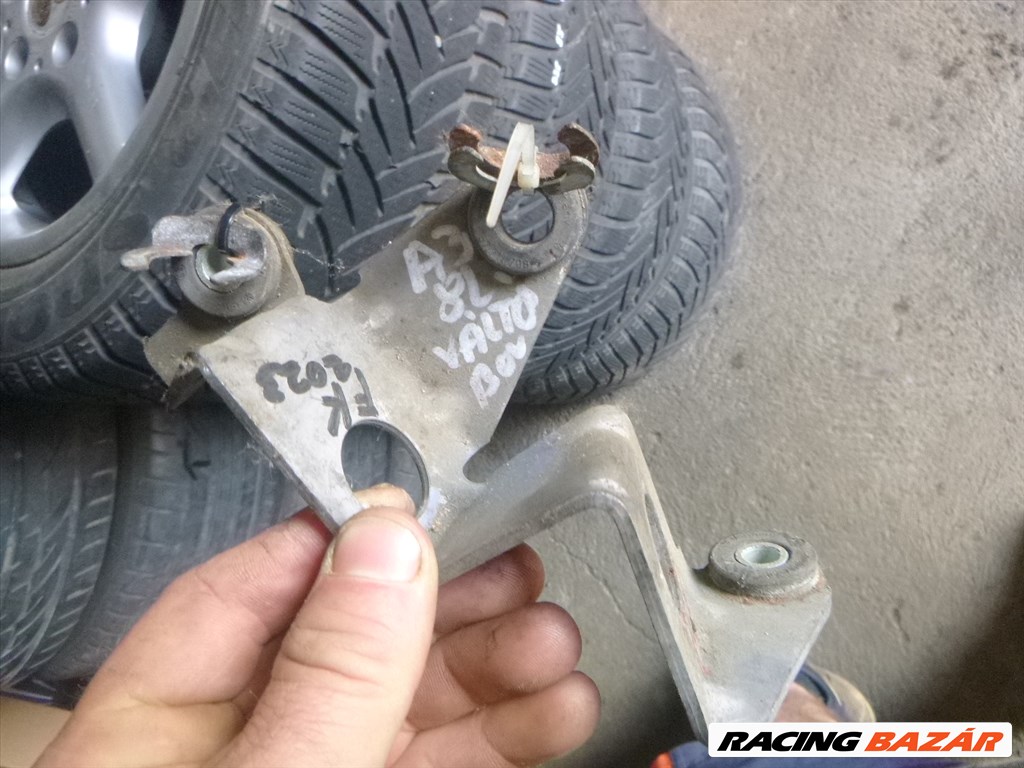 Audi A3 (8L) Váltókar tartó a 6 sebességes manuális 1J0 711 789 C 1j0711789c 7. kép