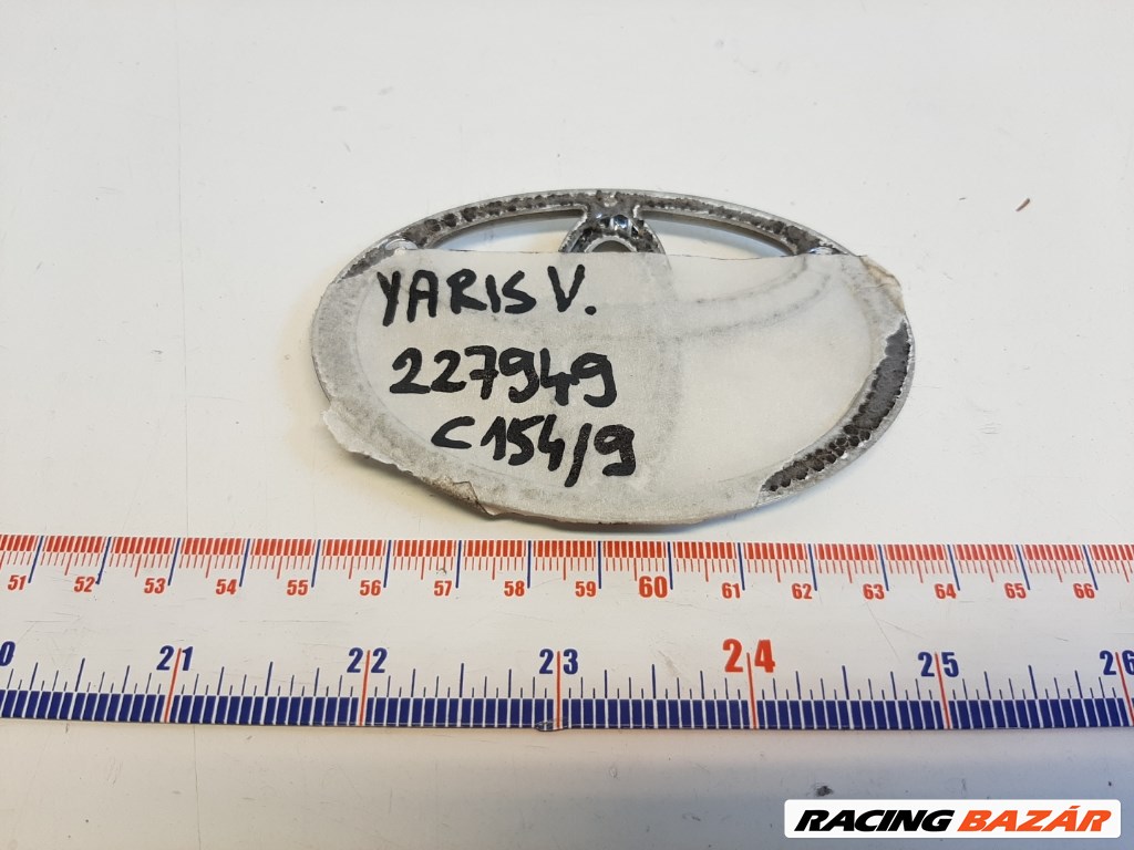 Toyota Yaris Verso hátsó jel (embléma) 2. kép
