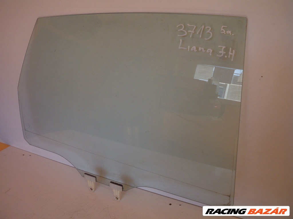 Suzuki Liana kombi jobb hátsó ajtó üveg lejáró 1. kép
