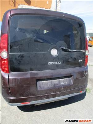Opel Combo D, Fiat Doblo II csomagtérajtó