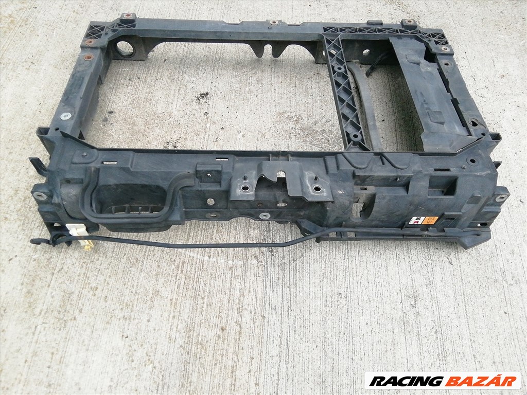 Ford Fiesta 2008-2017 Homlokfal a képen látható sérüléssel 8V51-A16E146 1. kép