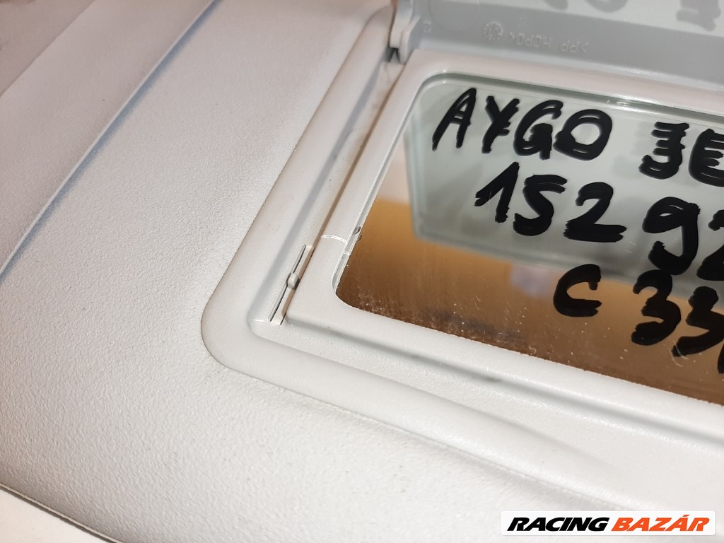 Toyota Aygo (AB10) jobb elsõ napellenzõ 4. kép