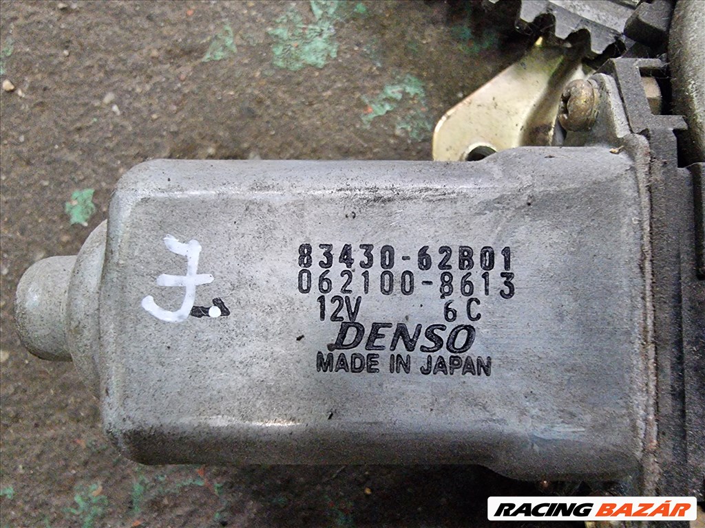 Suzuki Swift III jobb első elektromos ablakemelő szerkezet 8343062b01 2. kép