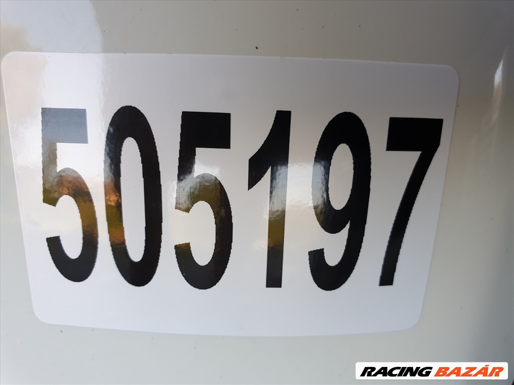 505197 Fiat 500, 2011, Motorháztető 11. kép