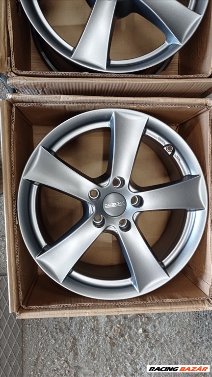  5x112 lyukosztású 7,5JJ 17" új Dezent alufelni 2. kép