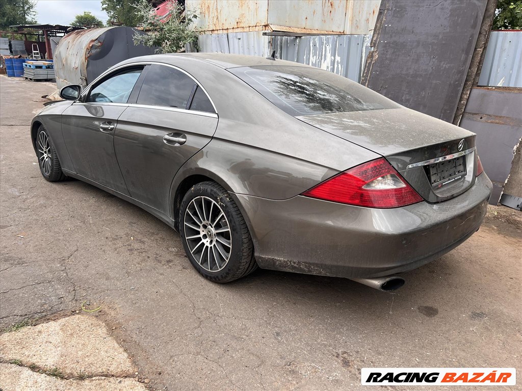 Mercedes CLS 320 -642920- bontott alkatrészei 1. kép