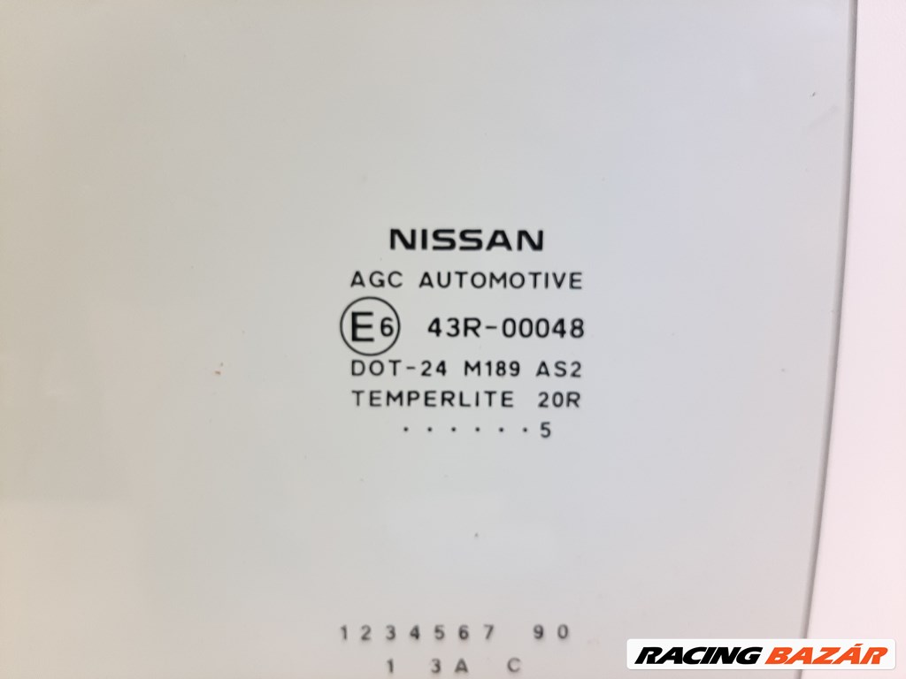 Nissan Note (E12) bal hátsó ajtó üveg lejáró 2. kép