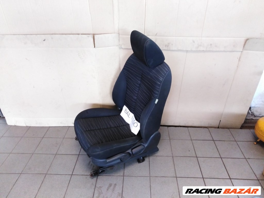Mazda 2 (DE) ülés 2. kép