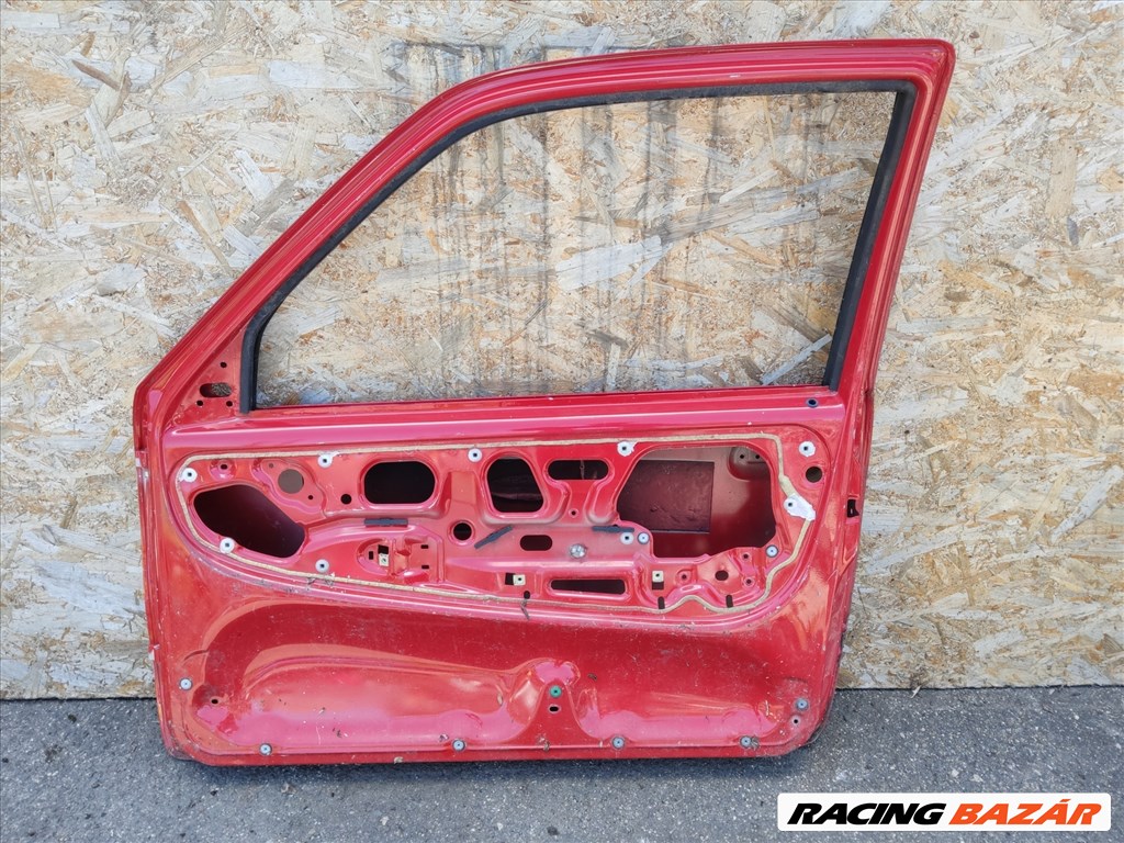 168532 Fiat Seicento 1998-2010 piros színű jobb oldali ajtó, a képen látható sérüléssel 3. kép