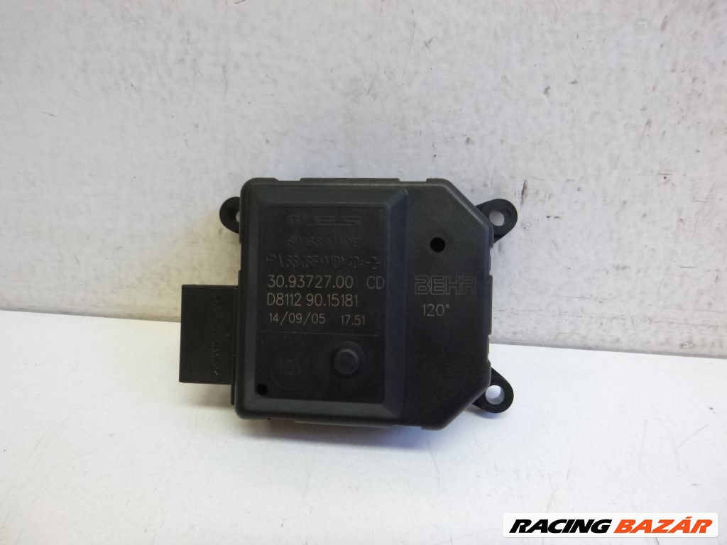 Opel Zafira B  fûtés állító motor 309372700 2. kép