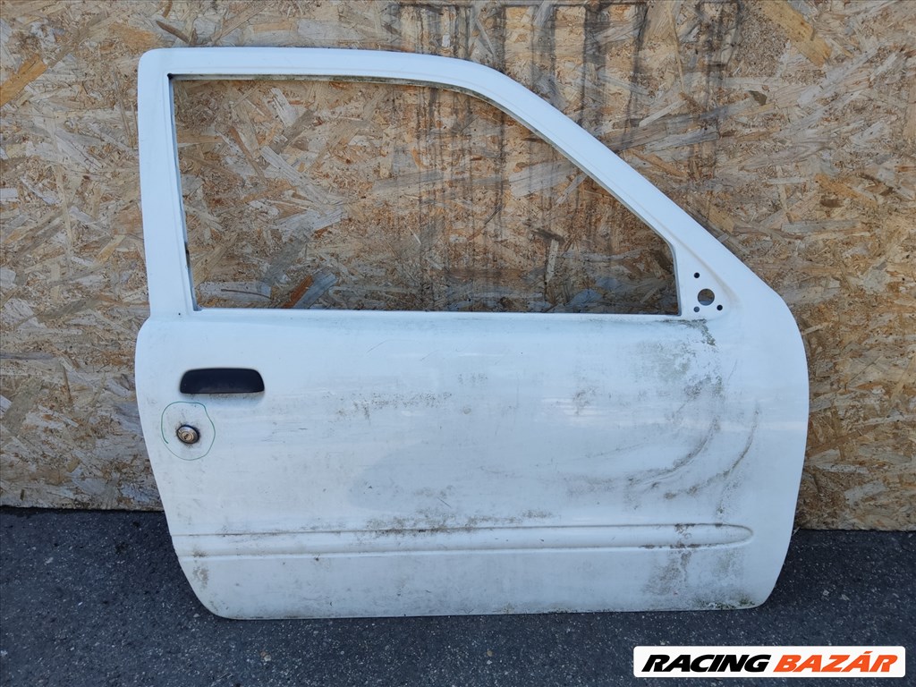 168531 Fiat Seicento 1998-2010 fehér színű, jobb oldali ajtó a képen látható sérüléssel 1. kép