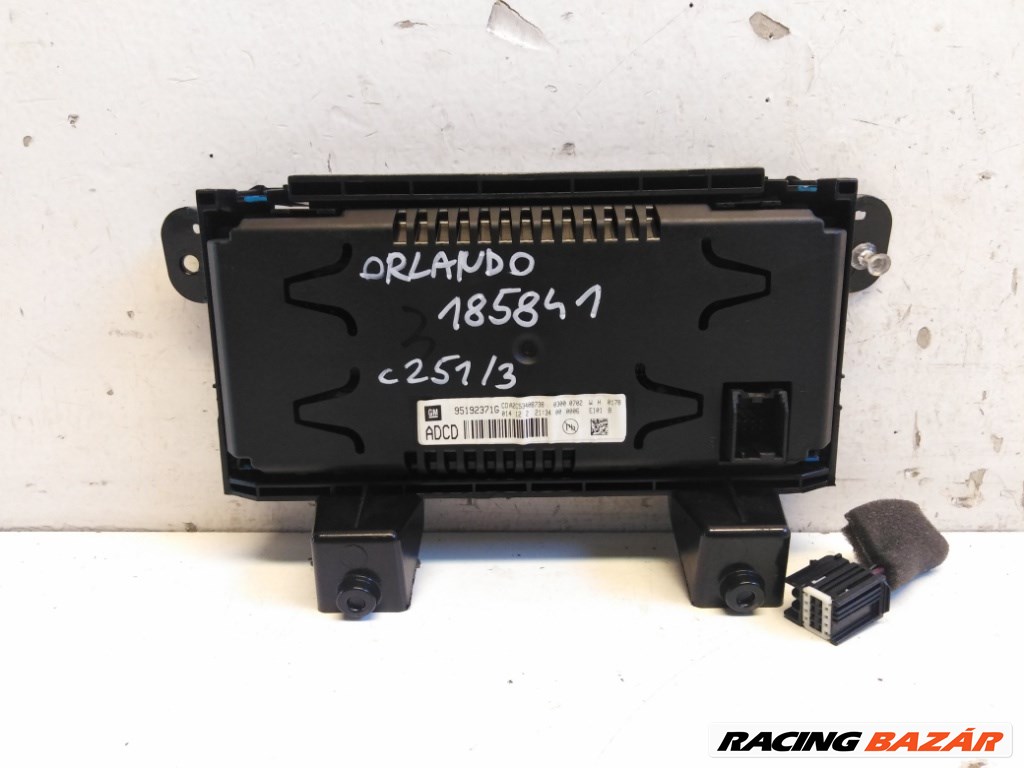 Chevrolet Orlando  Lcd kijelzõ 95192371G 2. kép