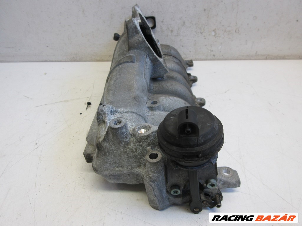 Audi A4 (8E B7) szívótorok 03G129713H 4. kép