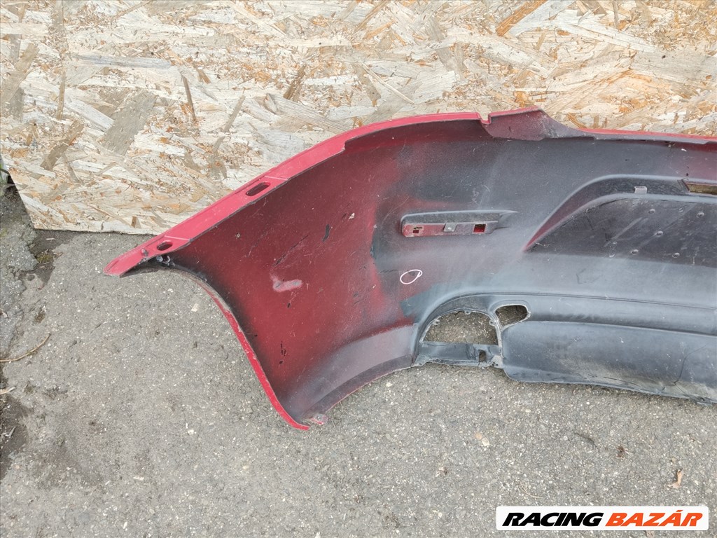 168467 Alfa Romeo 147 2005-2010 piros színű hátsó lökhárító, a képen látható sérüléssel 7. kép