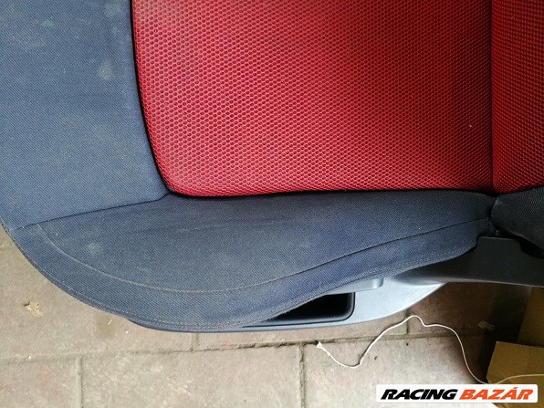Peugeot 1007 ülés kalaptartó 3. kép