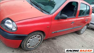 Renault Clio II bontott alkatrészei