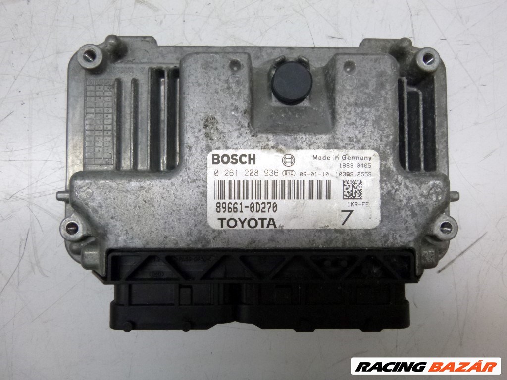 Toyota Yaris (XP90) motorvezérlõ 896610D270 2. kép