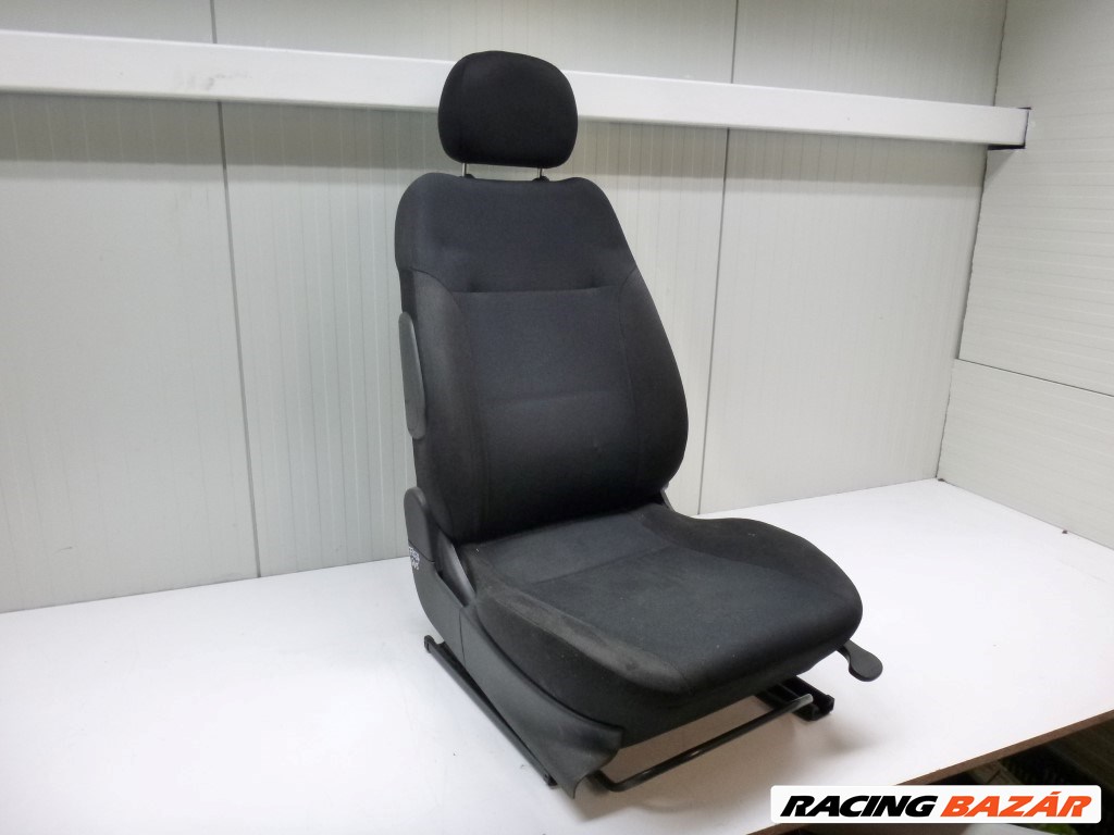 Suzuki Ignis  ülés 2. kép