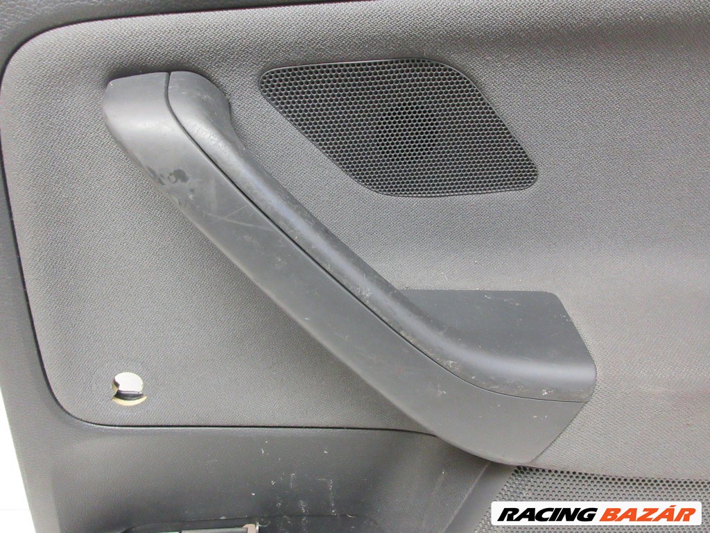 Volkswagen Golf V 5 ajtós jobb hátsó ajtókárpit 2. kép