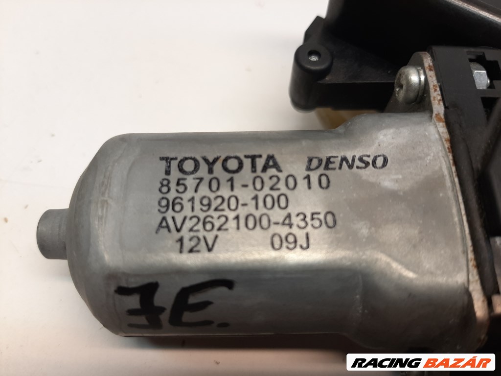 Toyota Auris (E150) jobb elsõ ablakemelõ motor 8570102010 3. kép