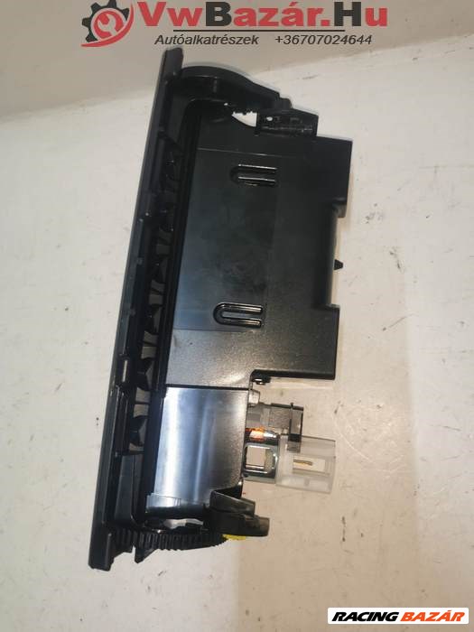 Hamutartó VW PASSAT B6 3c0863284g/h 3C0863284G/H 2. kép