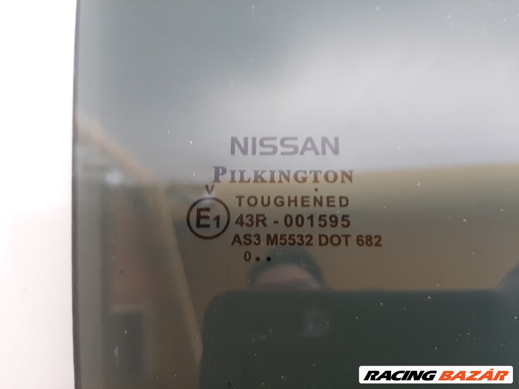 Nissan Leaf (ZE1) jobb hátsó ajtó üveg lejáró 2. kép