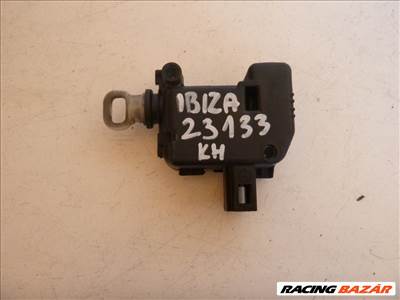 Seat Ibiza (6L) csomagtérajtózár motor 1M5362159C