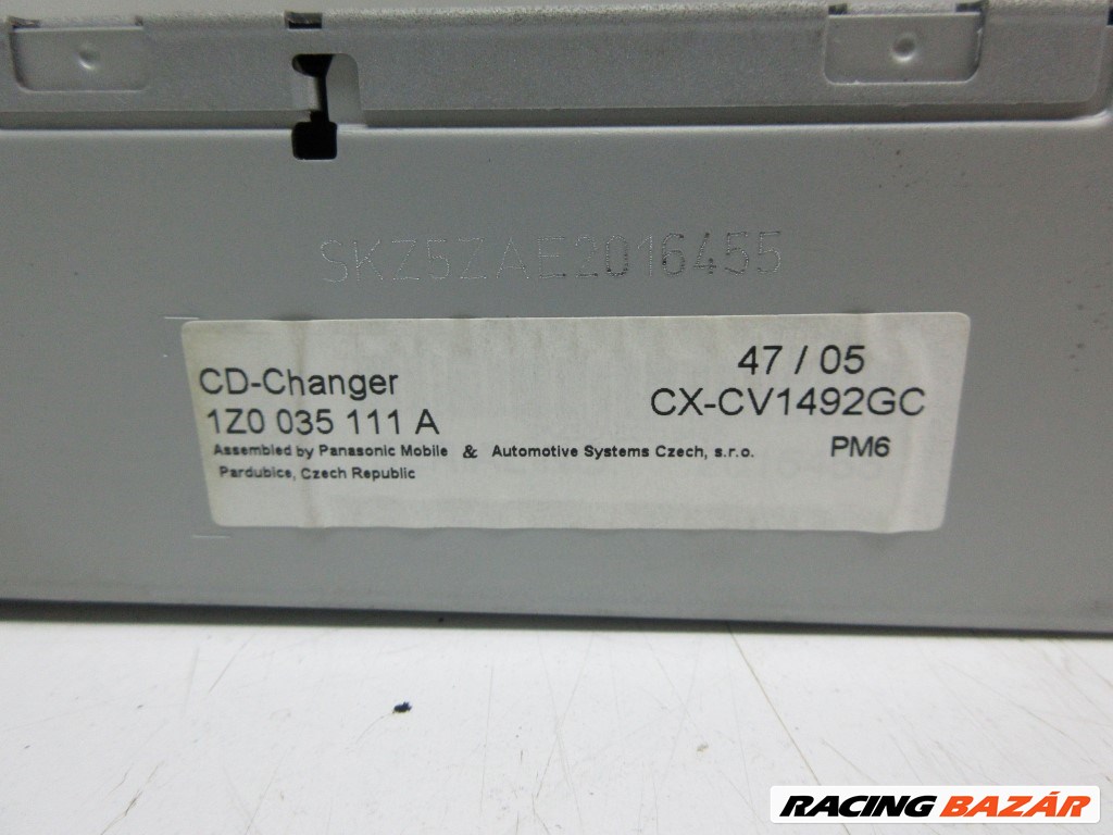 Skoda Octavia (1Z) Cd tár 1Z0035114A 3. kép
