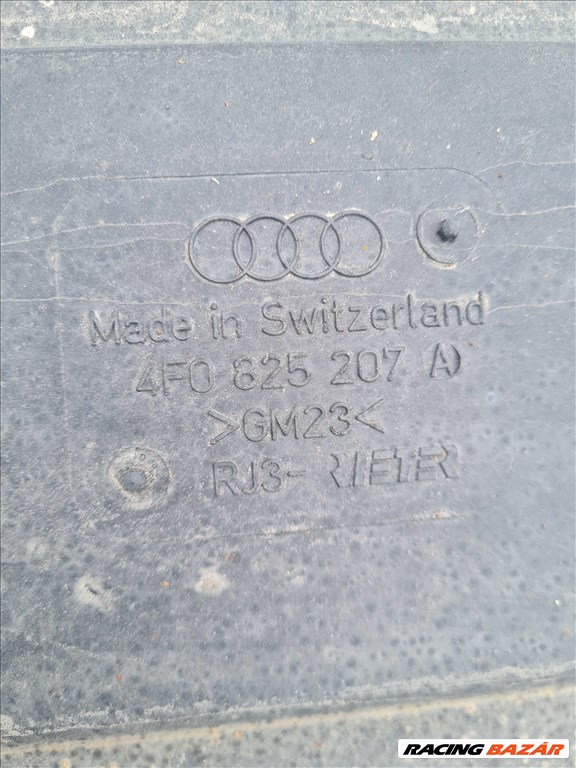 Audi A6 (C6 - 4F) 4f0 825 207 A bal alvázvédő Műanyag  2. kép