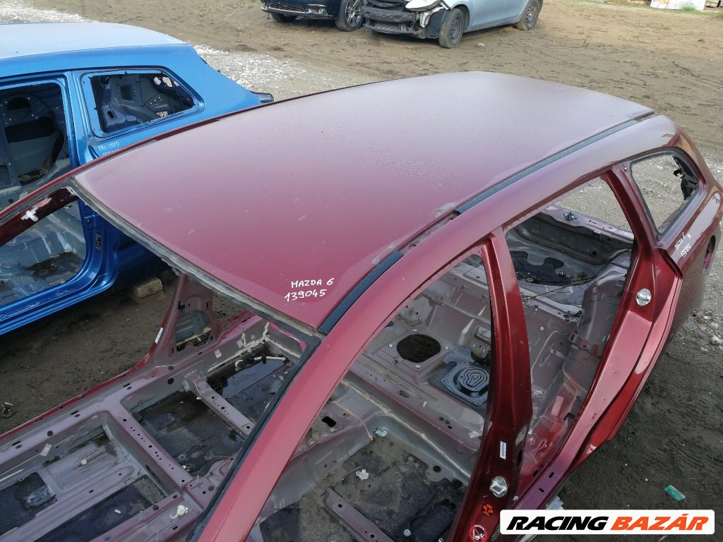 Mazda 6 kombi utastértetõ 2. kép