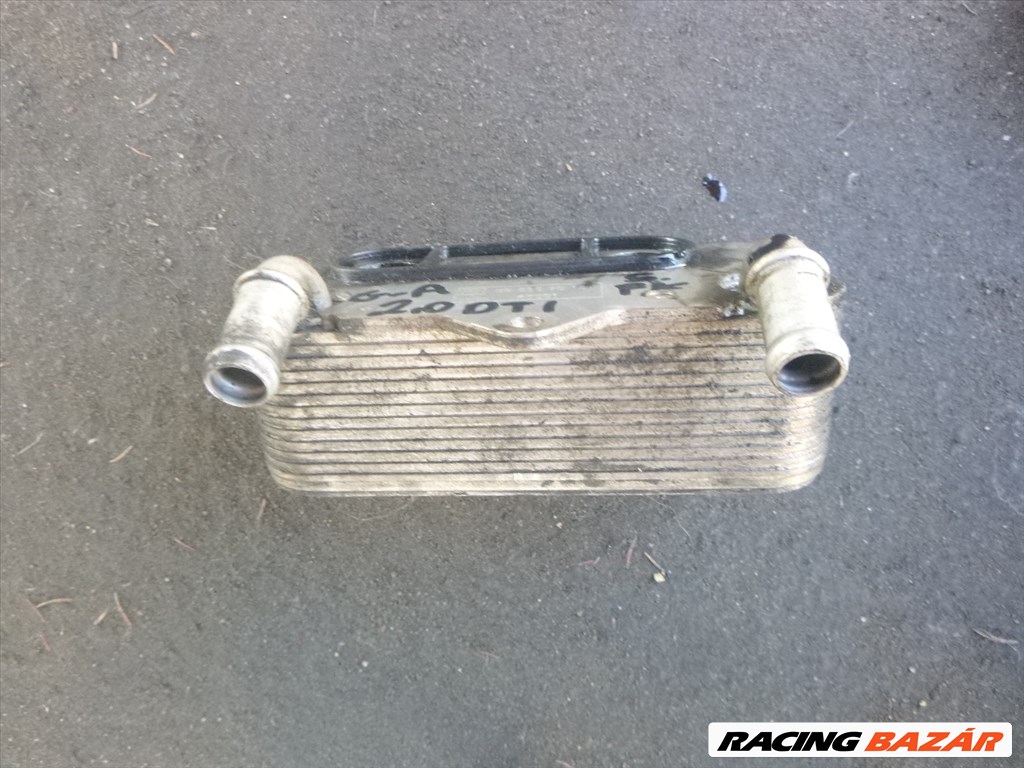 Opel Astra G 2,0, (y/x)20,22(dth/dtl/dtr)     olajhűtő  5989070121 2. kép