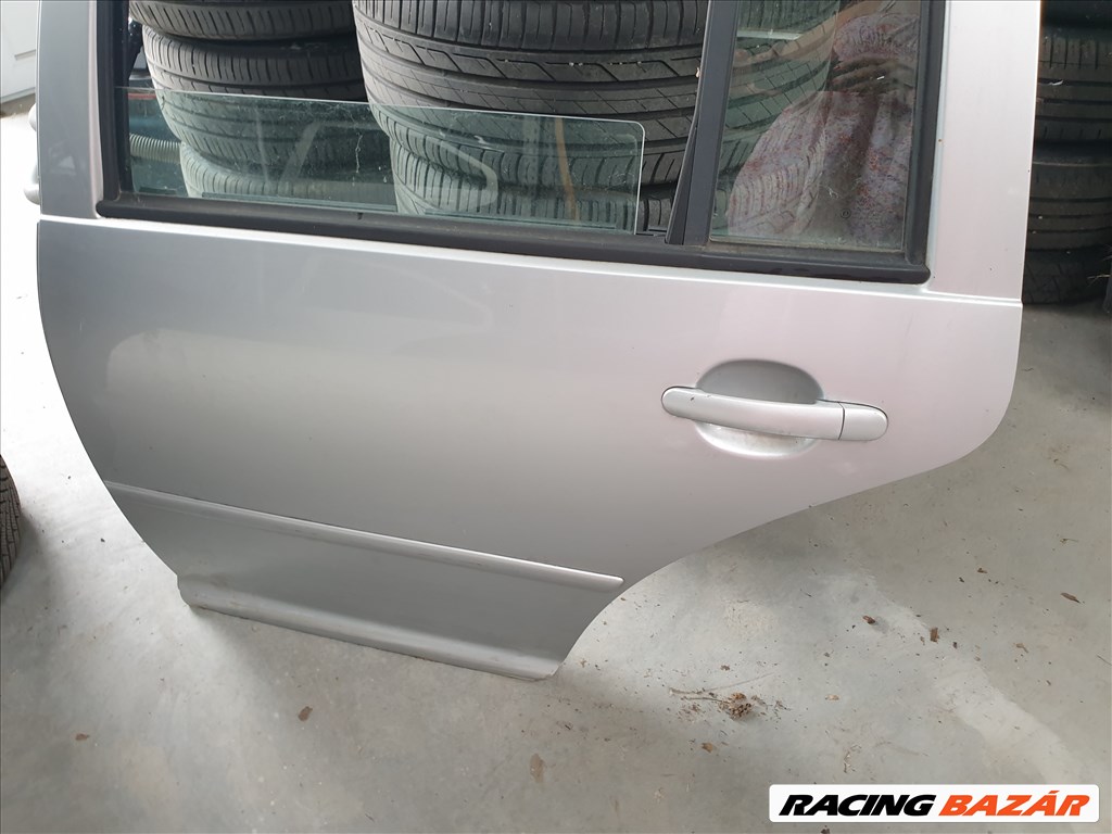 Volkswagen Golf IV, Bora kombi bal hátsó ajtó LA7W színkóddal  6. kép