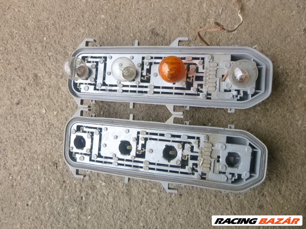 Renault Clio II 2001 HÁTSÓ lámpa foglalat  2. kép