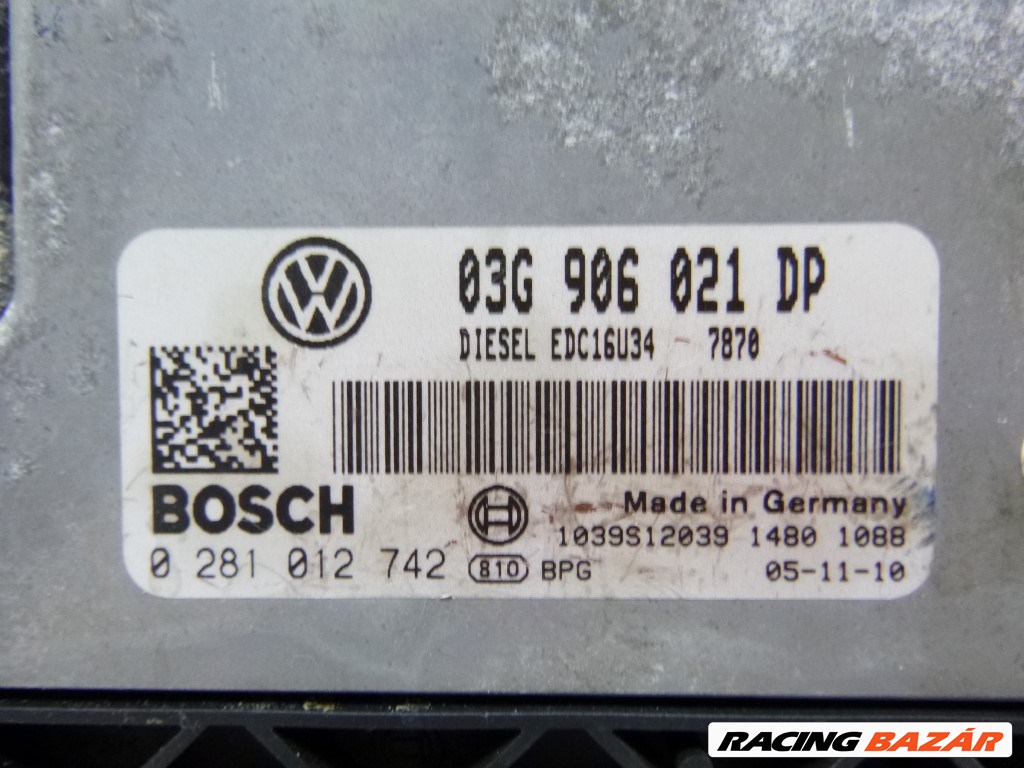 Volkswagen Passat VII (3C) motorvezérlõ 03G906021DP 2. kép