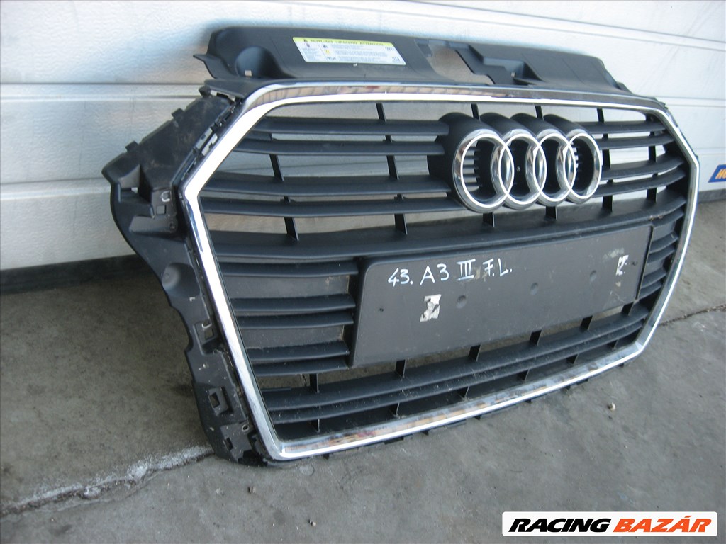 43. Audi A3 3.gen facelift 8V díszrács  2. kép