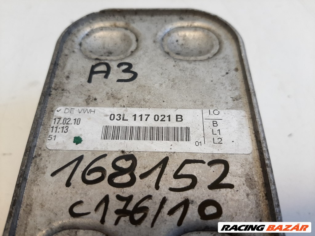 Audi A3 (8P) motorolajhûtõ 03L117021B 3. kép