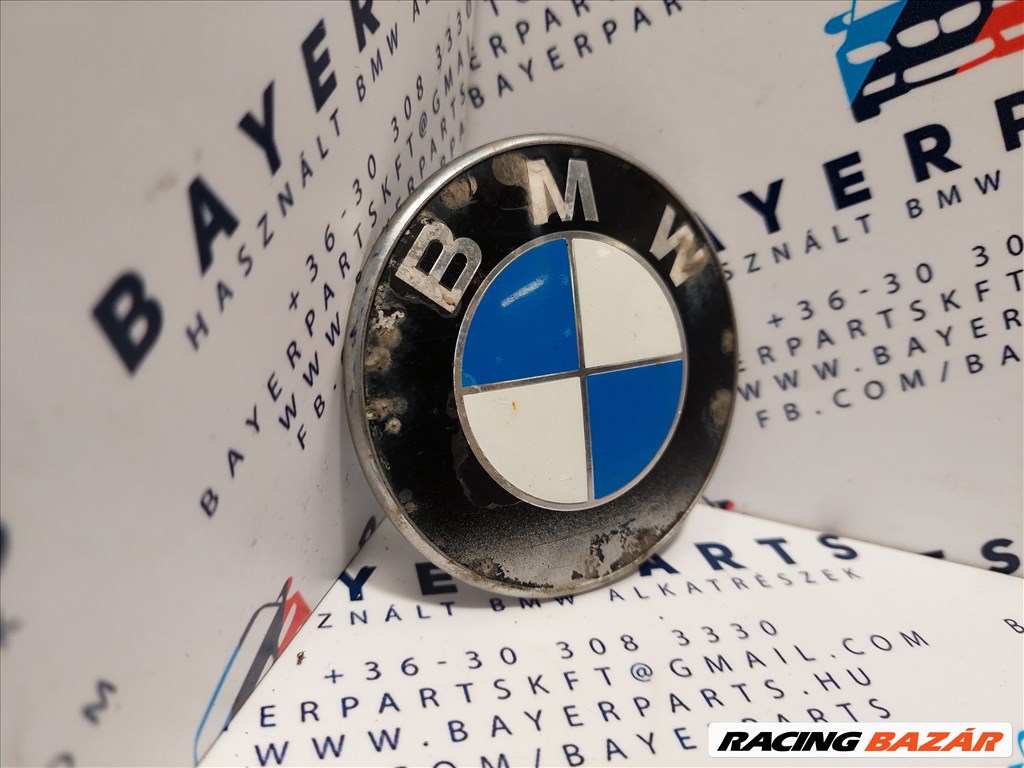 Bmw E46 E90 F30 stb. 74mm bontott hátsó embléma (138039) 51148219237 2. kép