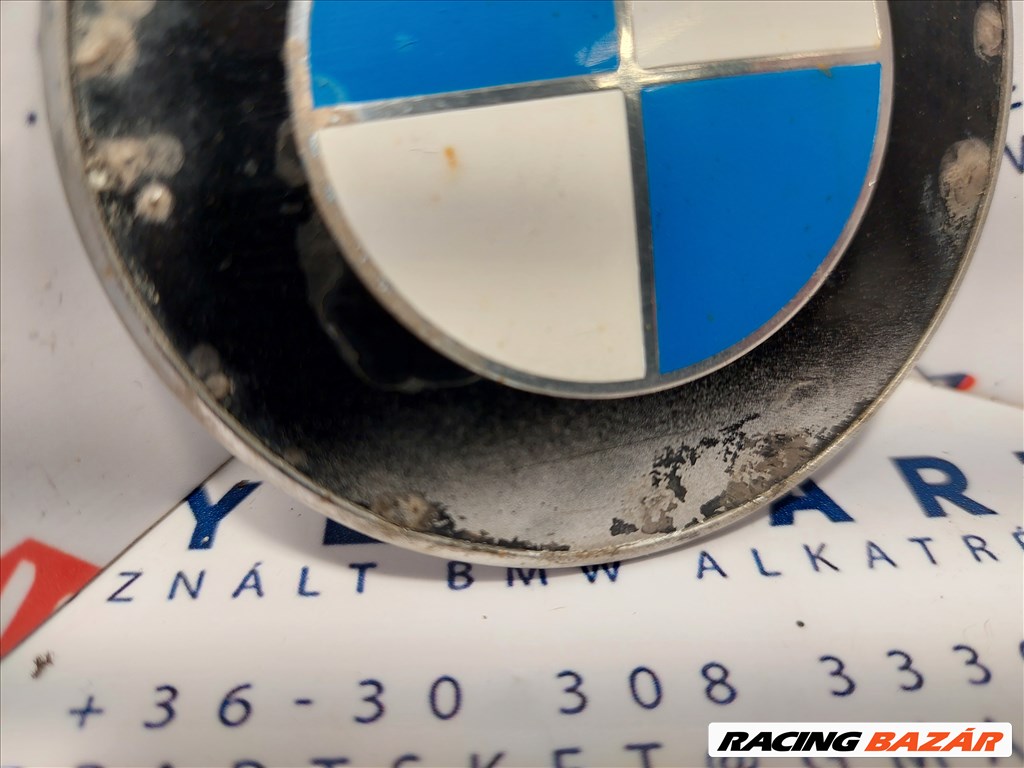 Bmw E46 E90 F30 stb. 74mm bontott hátsó embléma (138039) 51148219237 3. kép