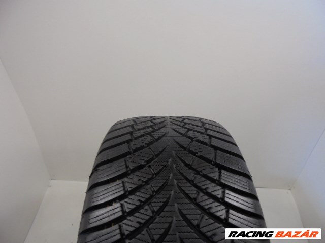 Egyéb Water Fall Snowhill 225/40 R18  1. kép