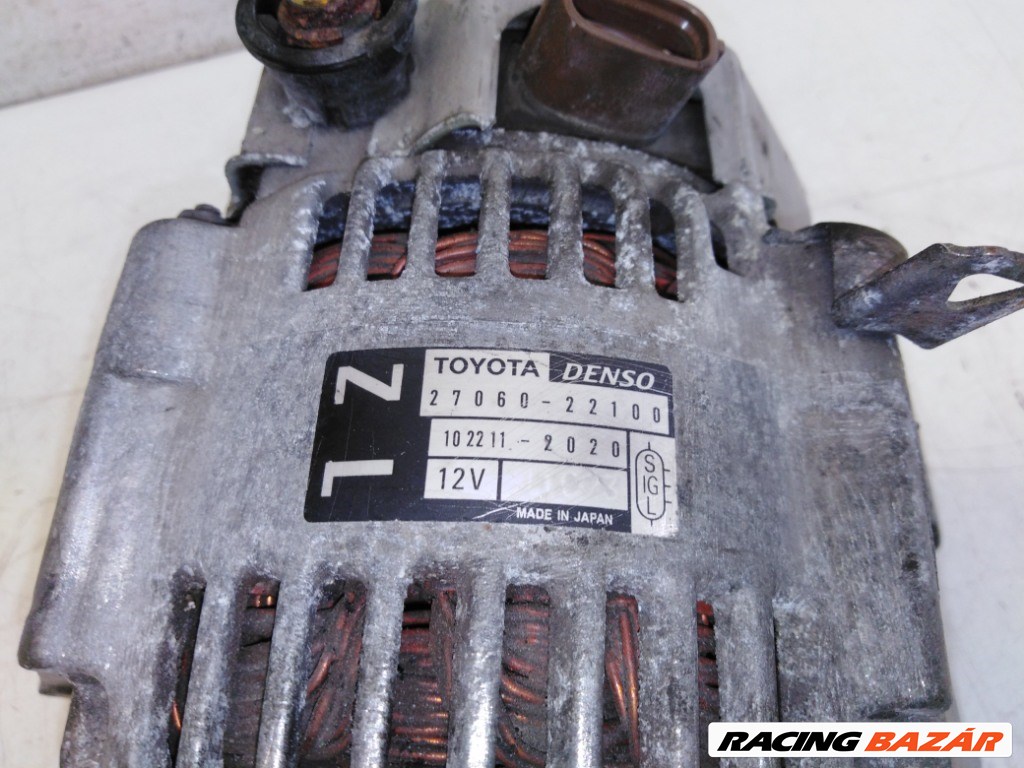 Toyota Corolla verso (E121) generátor 2706022100 5. kép
