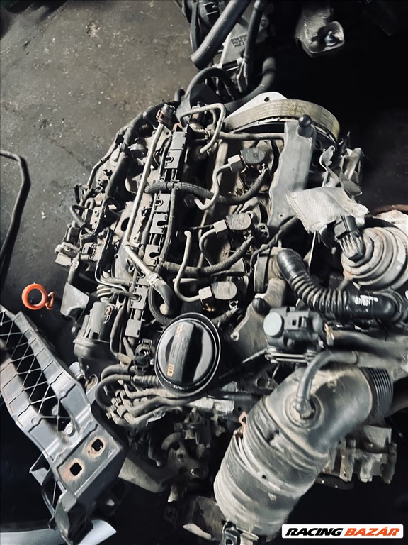 Volkswagen shran 2,0 crtdi motor CCFG motorkóddal  1. kép