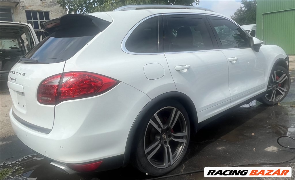 Porsche Cayenne II 4,8 S 92A  bontott alkatrészei 1. kép