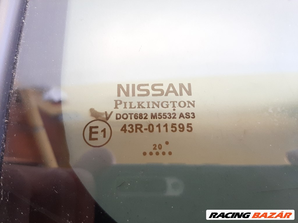Nissan Leaf (ZE1) jobb hátsó ajtó üveg fix 2. kép