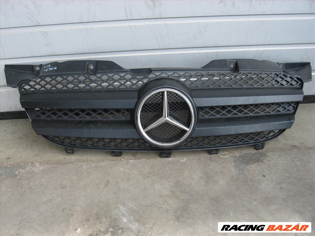 38. Mercedes Sprinter W906 díszrács  1. kép