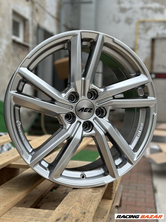 R18 5x108 (63,4) Aez North High Gloss 8J ET42 Új Alufelnik 2. kép
